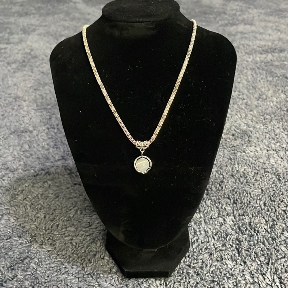 NWOT adorable necklace